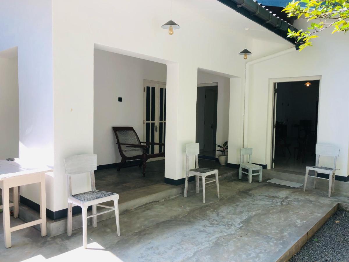 Mahagedara Dickwella Hotel Ngoại thất bức ảnh