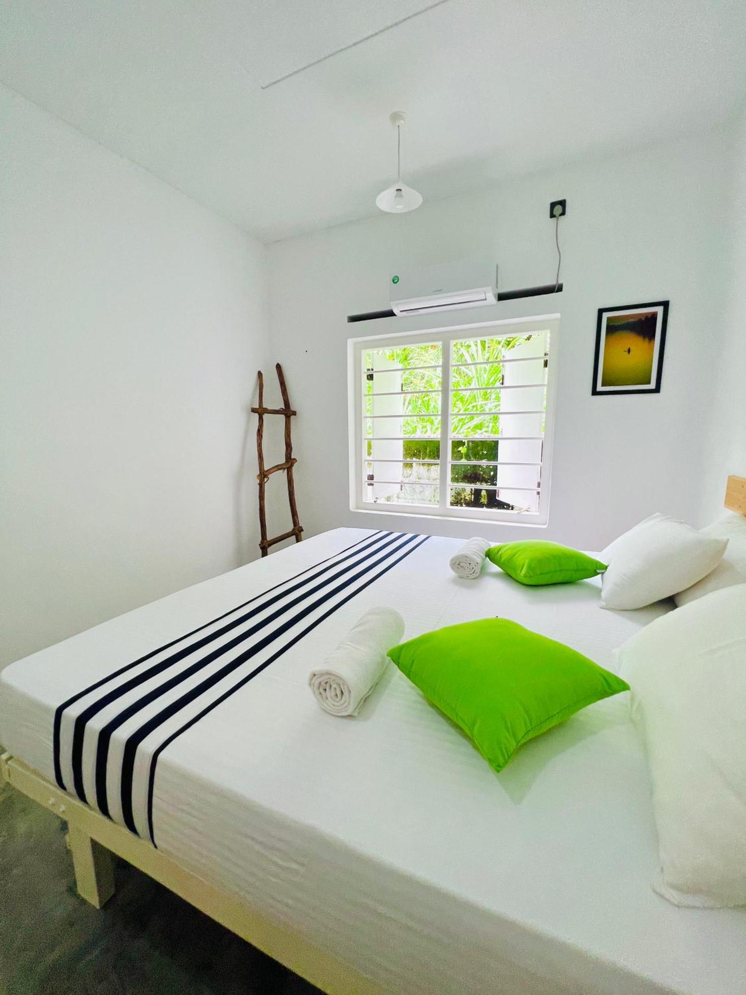 Mahagedara Dickwella Hotel Ngoại thất bức ảnh